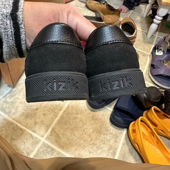 Kizik slip on shoe - Picture 3 of 5